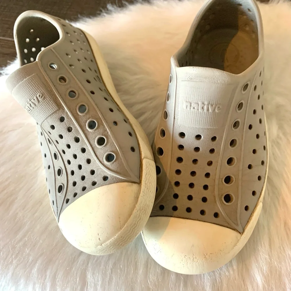 NATIVE Jefferson Shoes